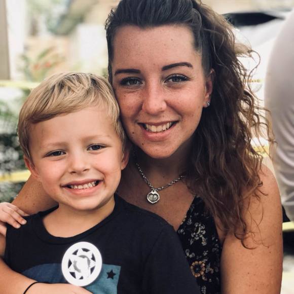 Meet your Posher, Kaitlyn - Picture 1 of 1